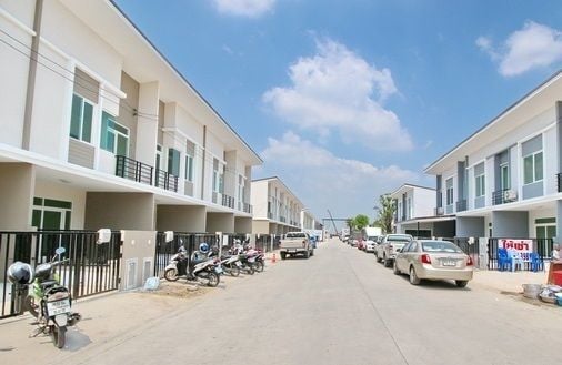 Project Name Gusto Phaholyothin-Saimai