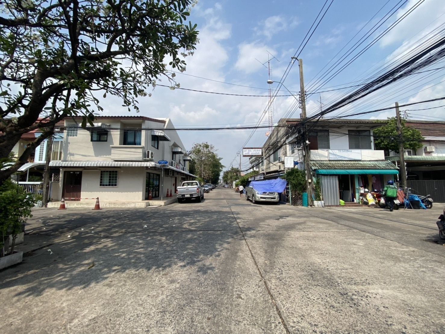 Project Name Sinphatthana Thani