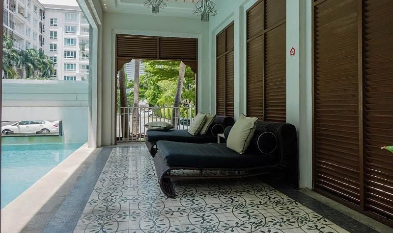 Project Name The Bangkok Sathorn-Taksin