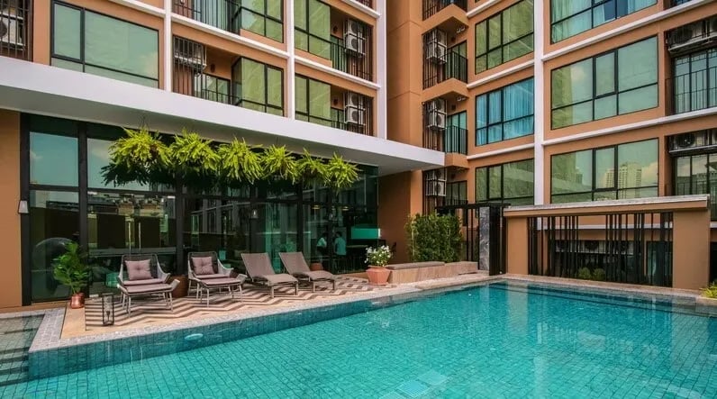 Project Name Brown Condo Huaikwang