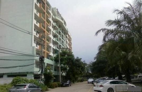 Project Name Pattanachat Suite