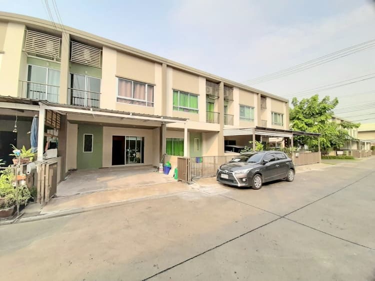 Baan Lumpini Townville Ratchapruek - Nakorn Inn main view