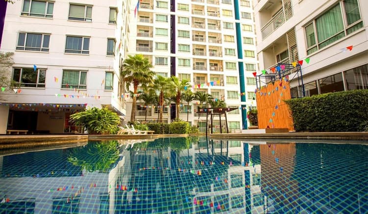 Sukhumvit Plus main view