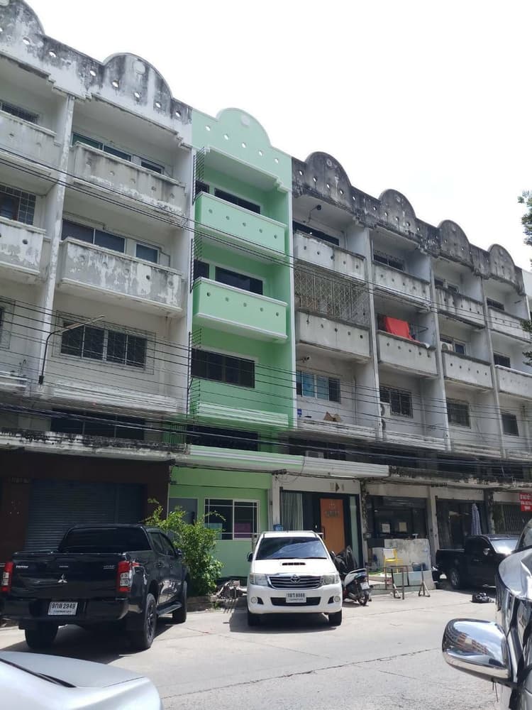 Baan Suetrong main view