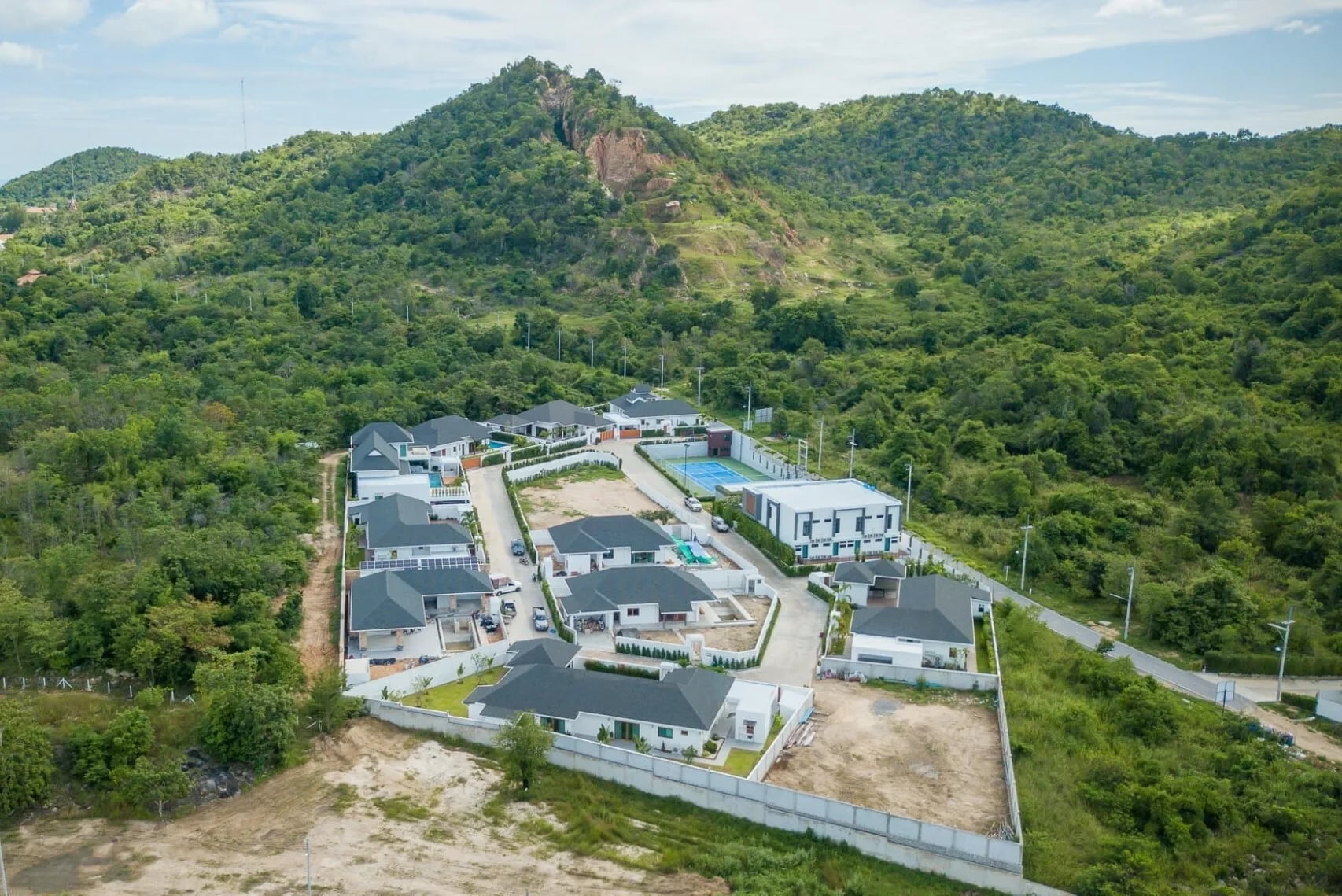 Project Name Hillside Hamlet 7