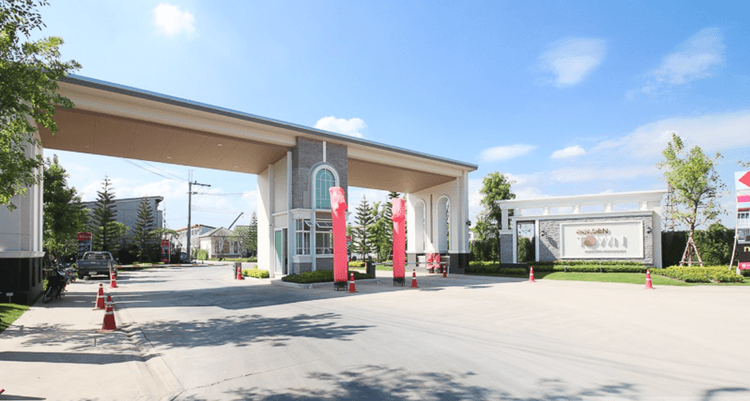 Golden Town Ramintra-Wongwaen main view