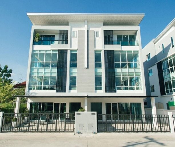 Project Name Biz Galleria