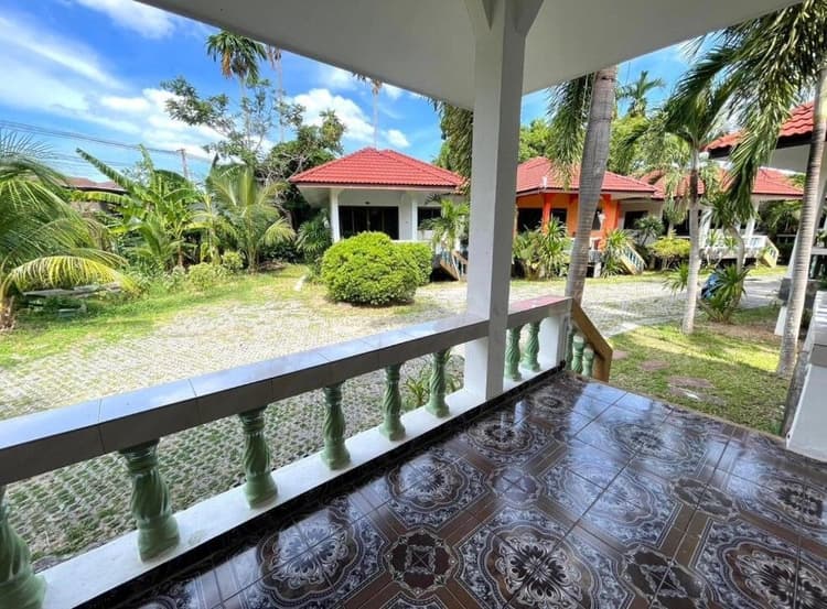 Rak Samui House Resort main view