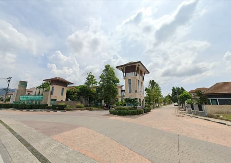 Phanason Grande Ville main view