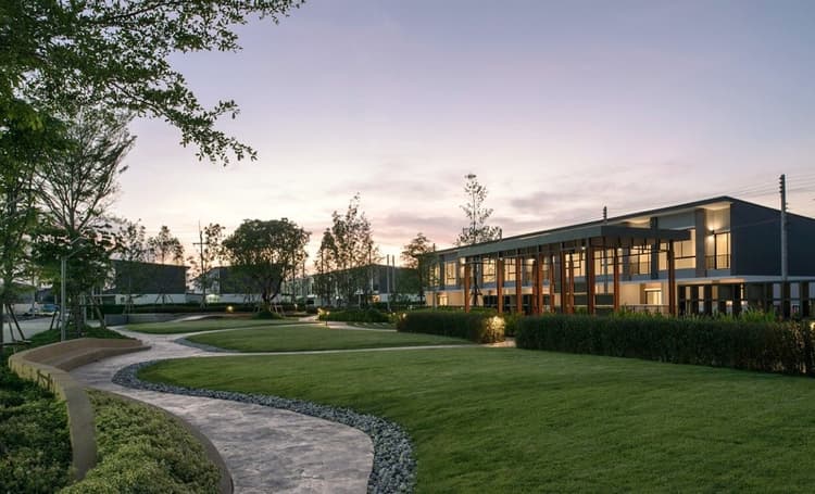 Unio Town Lumlukka Klong 4 main view