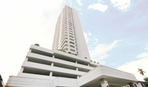 Regent on the Park 2 main view