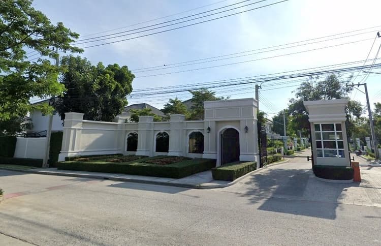 Perfect Park Bangna main view