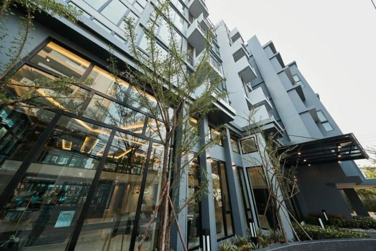 Define by Mayfair Sukhumvit 50 main view