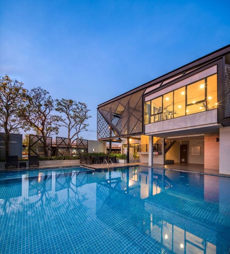 Natura Rama 2-Wongwaen Prachauthit main view