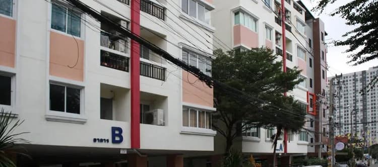 The Breeze Condominium main view