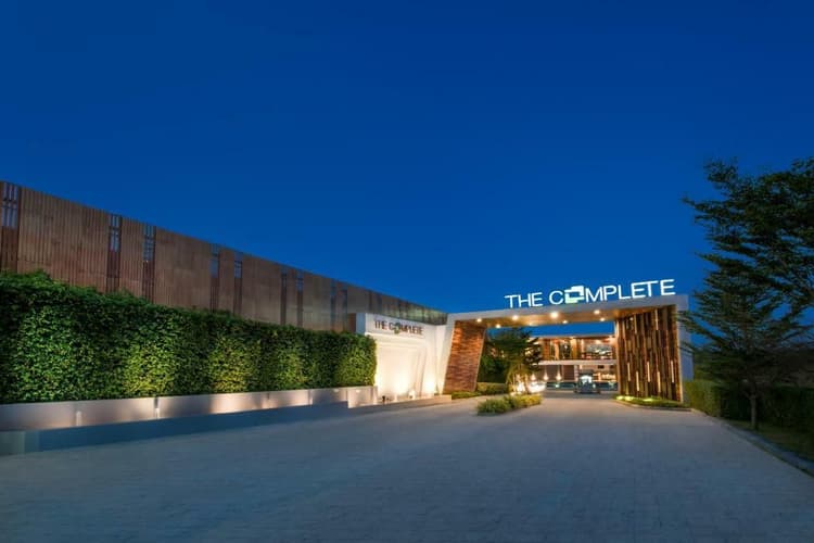 The Complete Sriracha main view