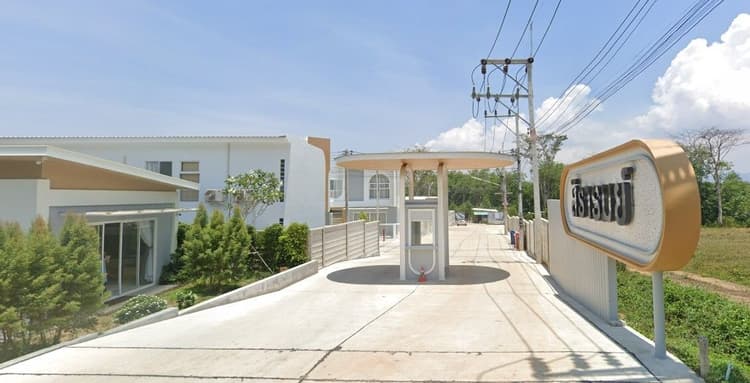 Baan Sirarom Pa Khlok main view