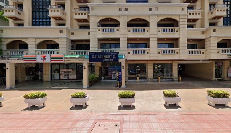 Silom Terrace main view