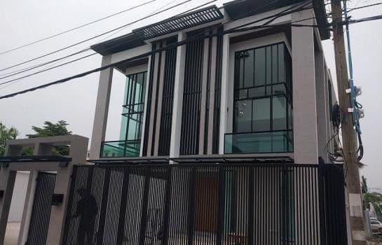 THE WINGS - NAKNIWAT18 main view