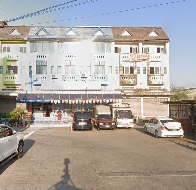 Baan Benchawan main view