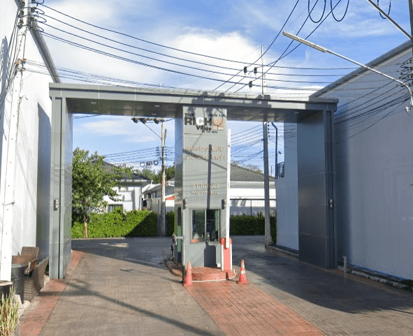 The Rich Villa Kohkeaw main view