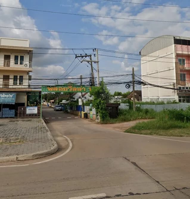 Ploy Villa 1 main view