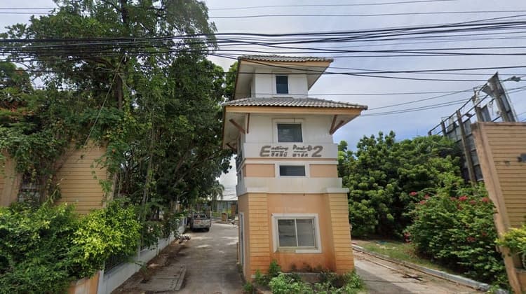 Eastiny Park 2 main view