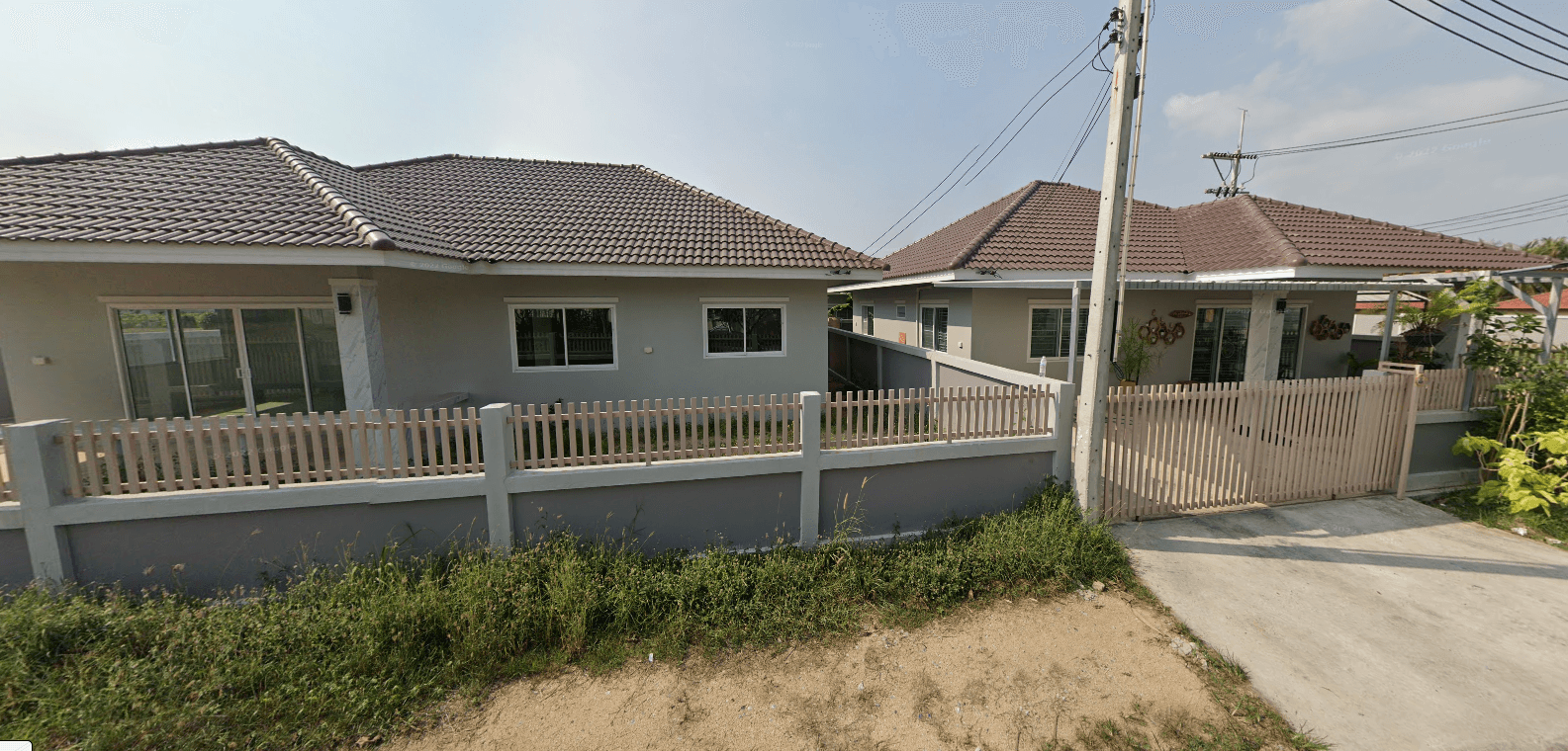 Project Name Manee Village