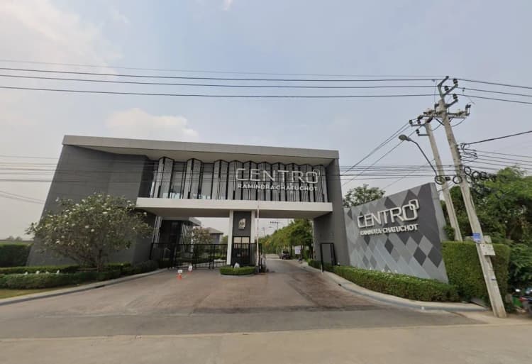 Centro Ramindra-Chatuchot main view