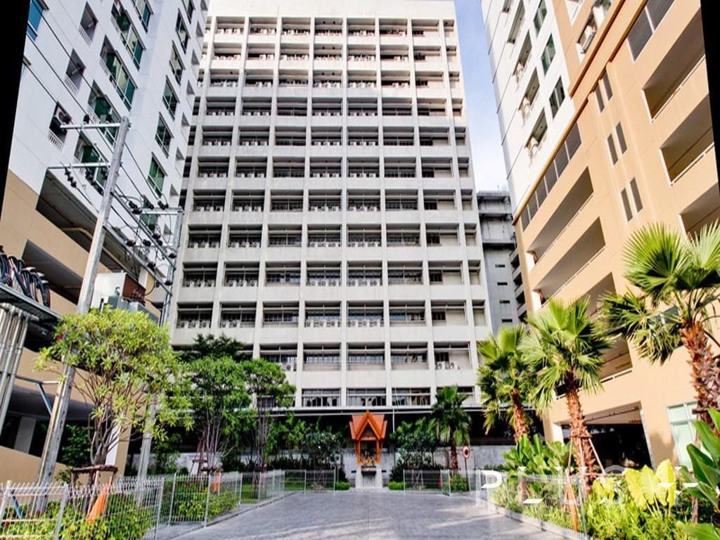 Project Name Bangrak Condominium