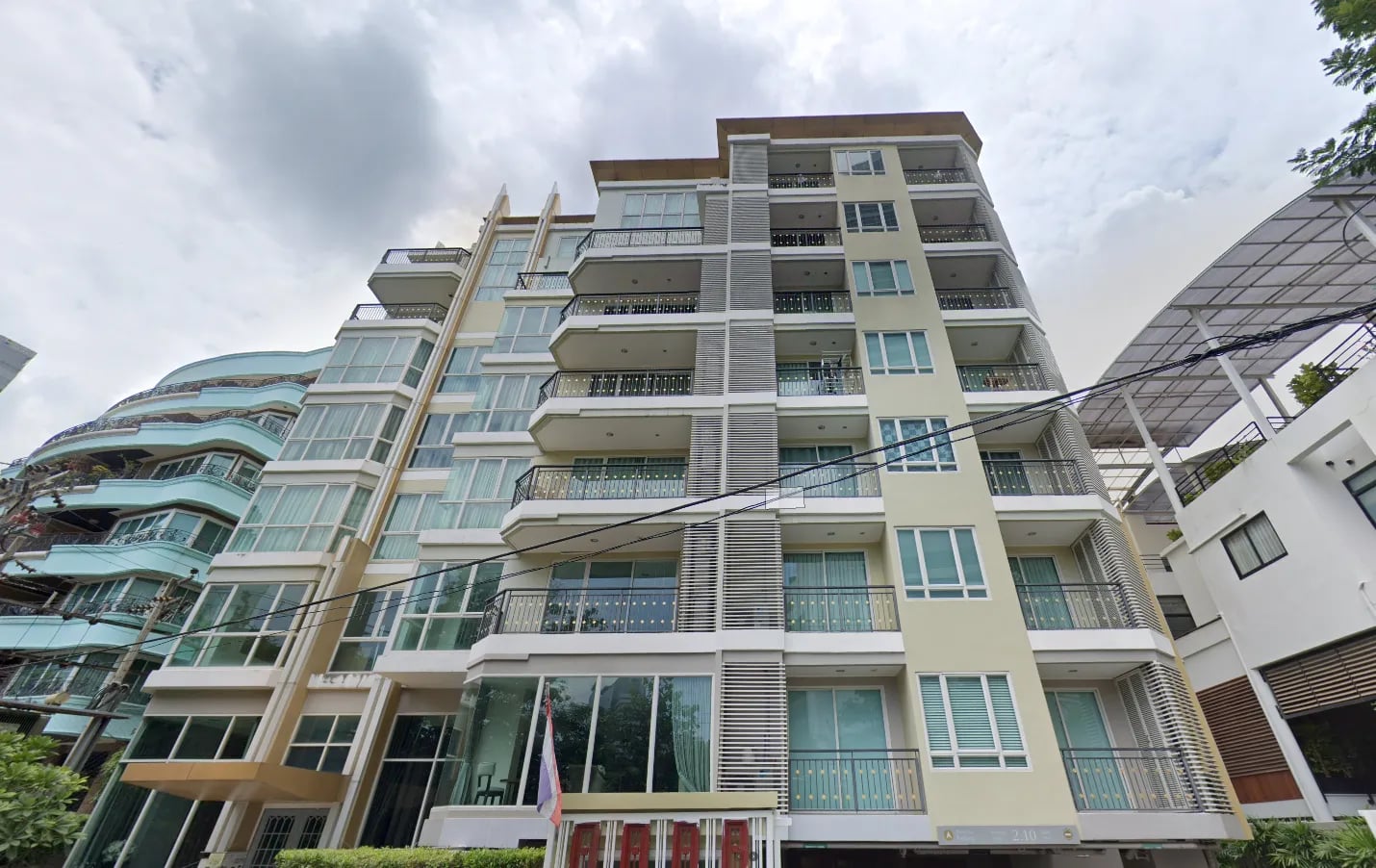 Project Name The Crest Sukhumvit 24