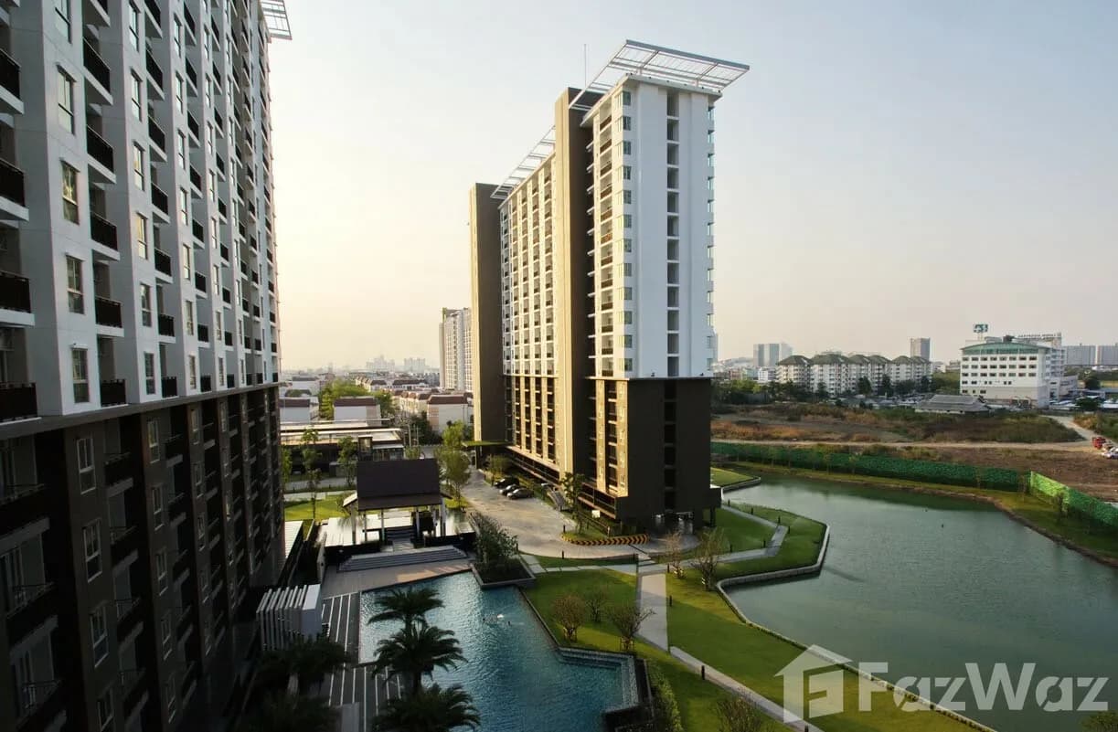 The Parkland Srinakarin Lakeside