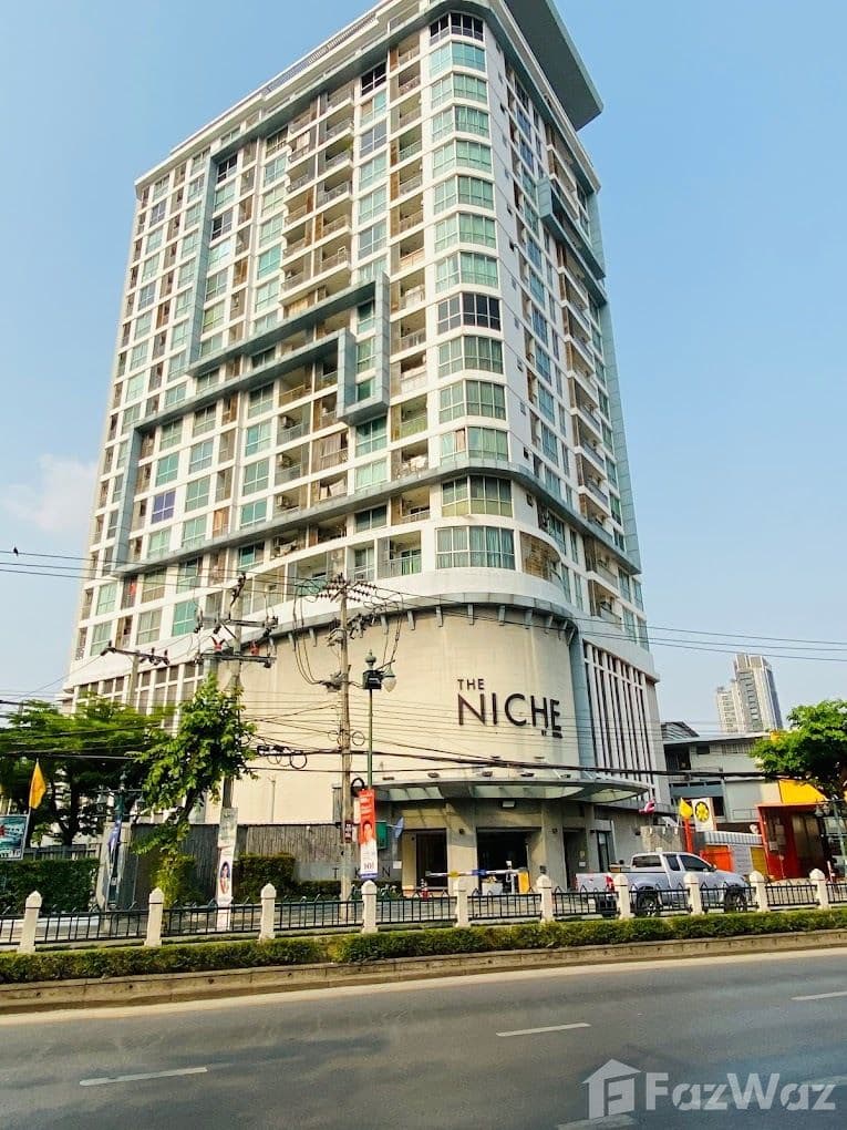 The Niche Wongwianyai-Taksin