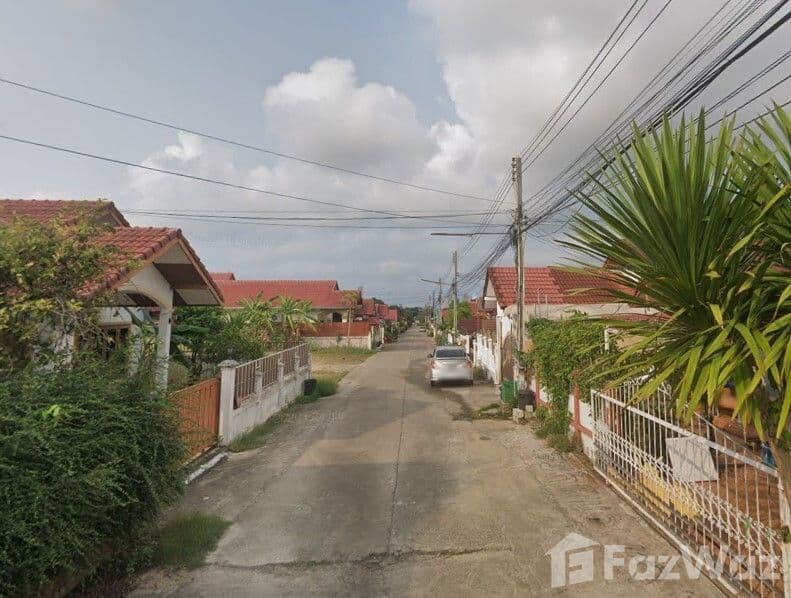 Baan Suay Mai Ngam Village