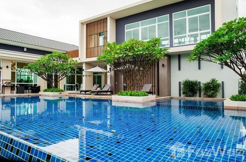 Life Bangkok Boulevard Wongwaen-Rama9