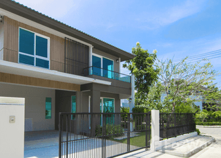 Pruklada Wongwaen - Hathairat main image Pruklada Wongwaen - Hathairat main image