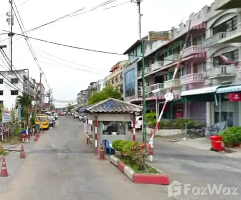 Lanthong Tiwanon-Pak Kret